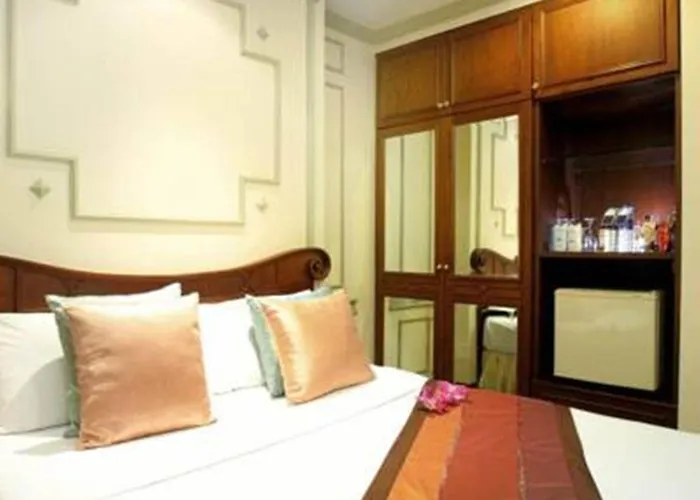 Majestic Hotel 3*