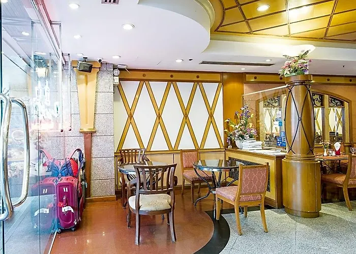 Majestic Hotel 3*